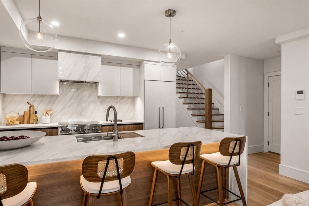 185 E Street, Boston MA 02127 photo 36