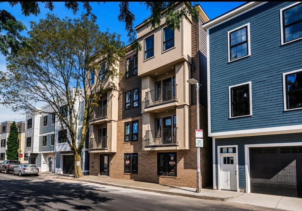 185 E Street, Boston MA 02127