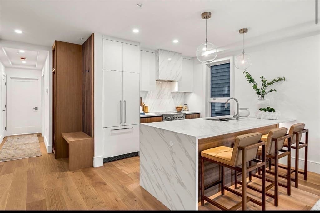 185 E Street, Boston MA 02127 photo 9