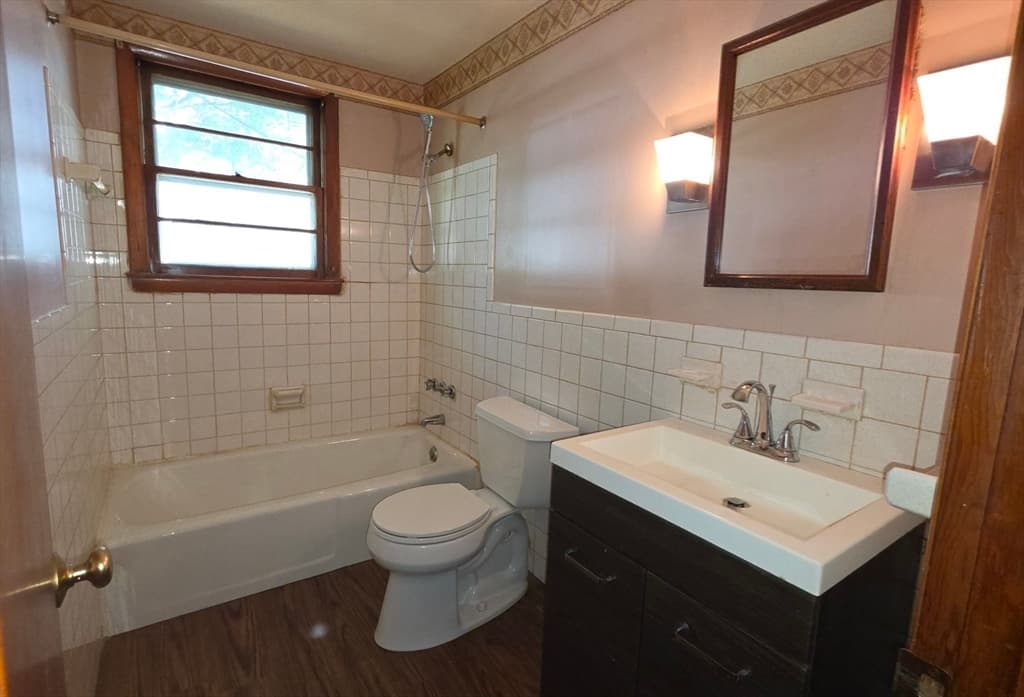 29 Whitcomb Ter, Weymouth MA 02190 photo 12