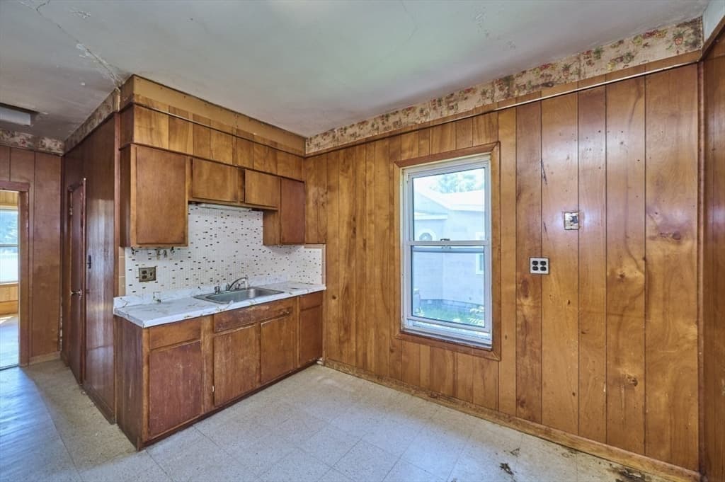 15 Moray St, Lynn MA 01904 photo 6