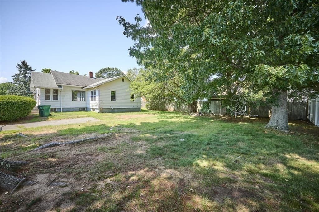 15 Moray St, Lynn MA 01904 photo 3