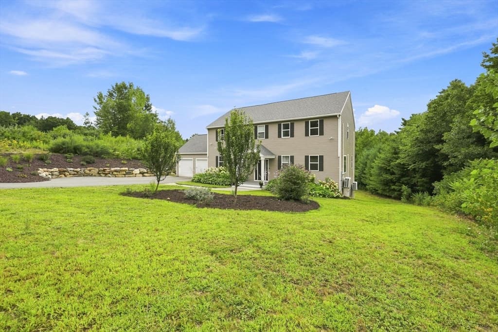 1 Katie Lane, Palmer MA 01069 photo 2