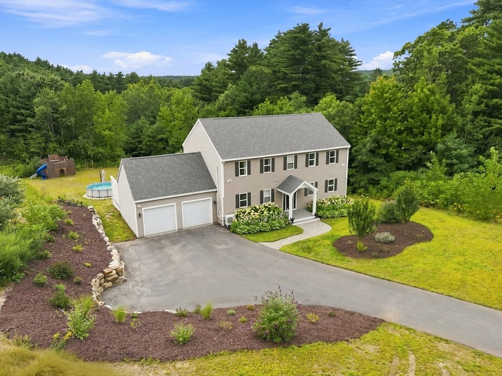 1 Katie Lane, Palmer MA 01069