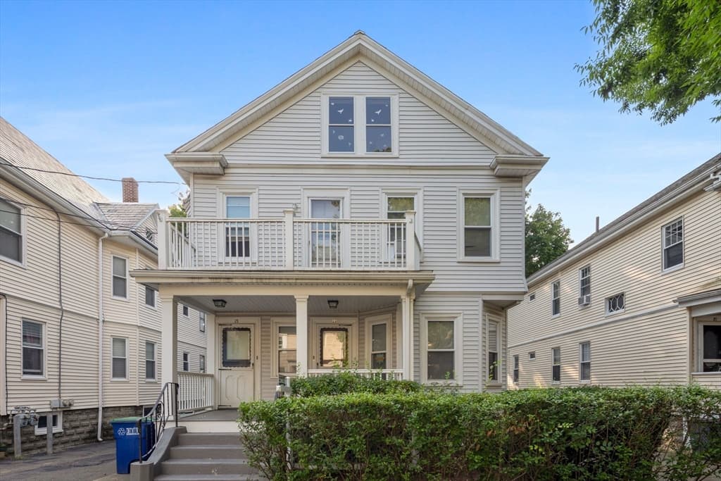 23 Burnham St, Somerville MA 02144