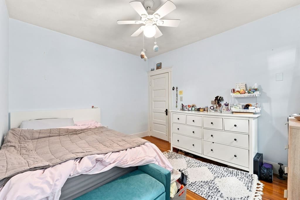 23 Burnham St, Somerville MA 02144 photo 9
