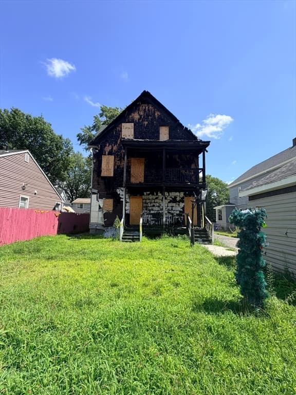 30-32 Ruskin St, Springfield MA 01108 photo 9