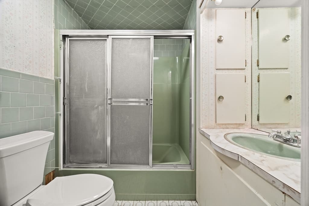 236 Winthrop St, Taunton MA 02780 photo 32