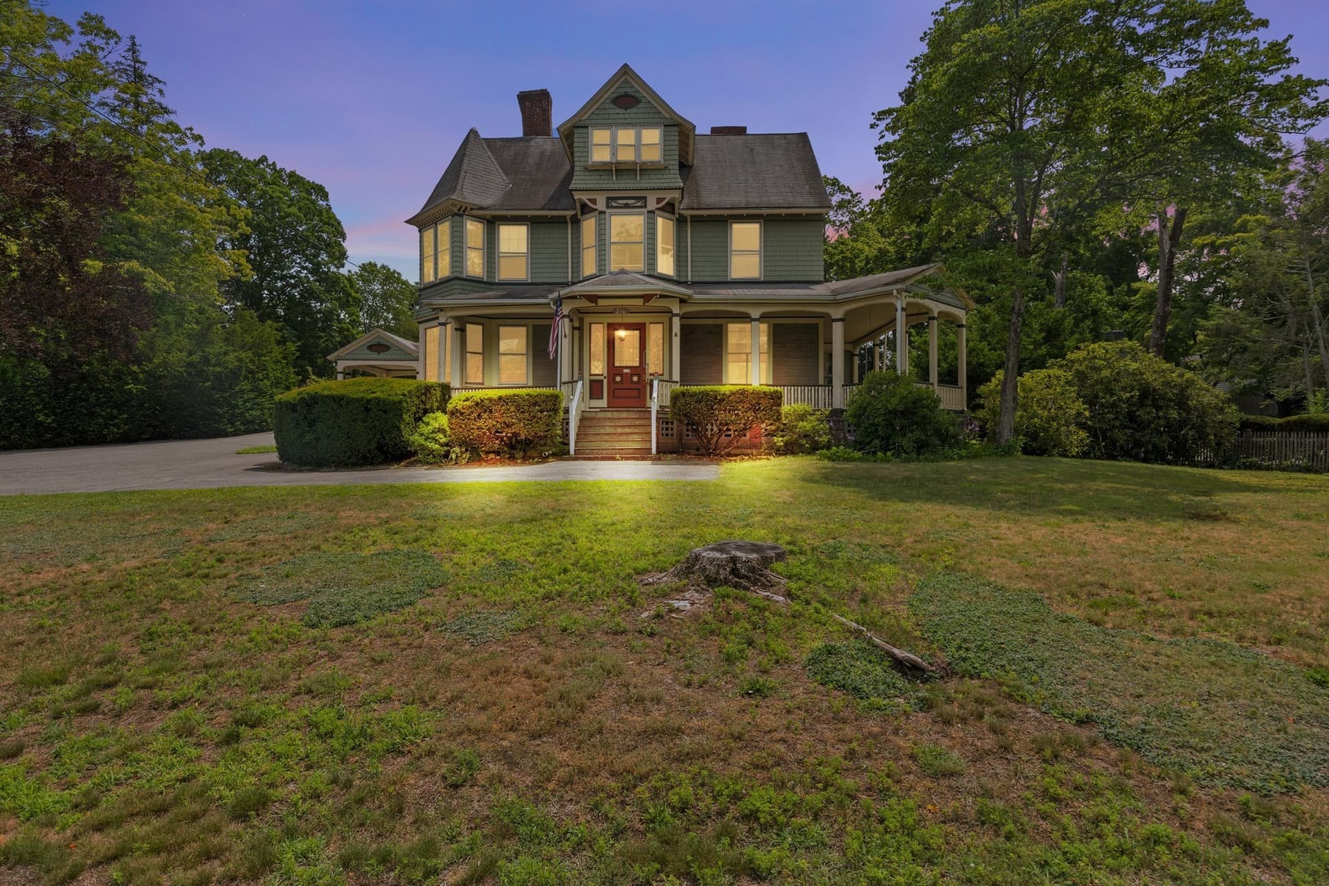 236 Winthrop St, Taunton MA 02780