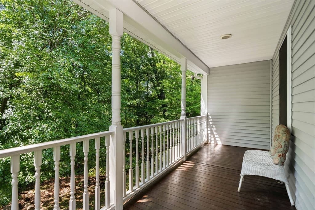 29 Delucia Way, North Andover MA 01845 photo 8
