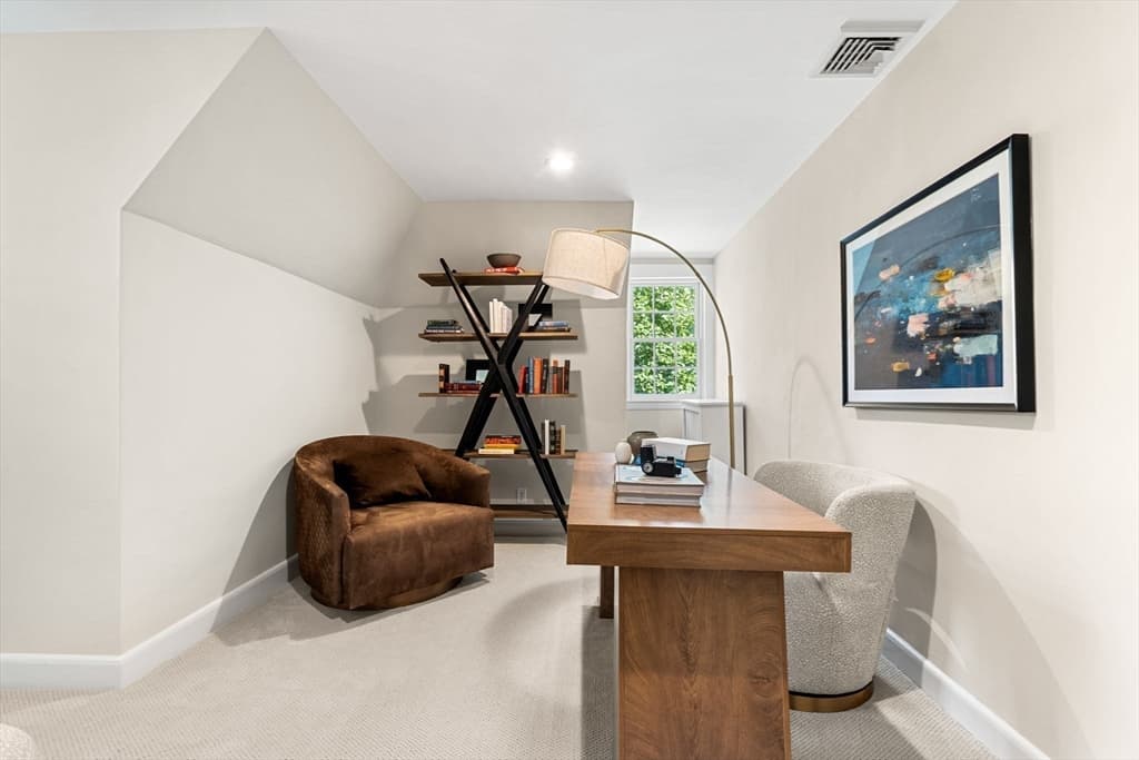 372 Warren St, Brookline MA 02445 photo 32