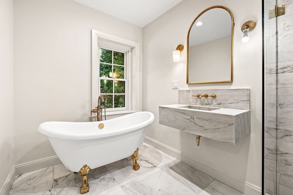 372 Warren St, Brookline MA 02445 photo 29