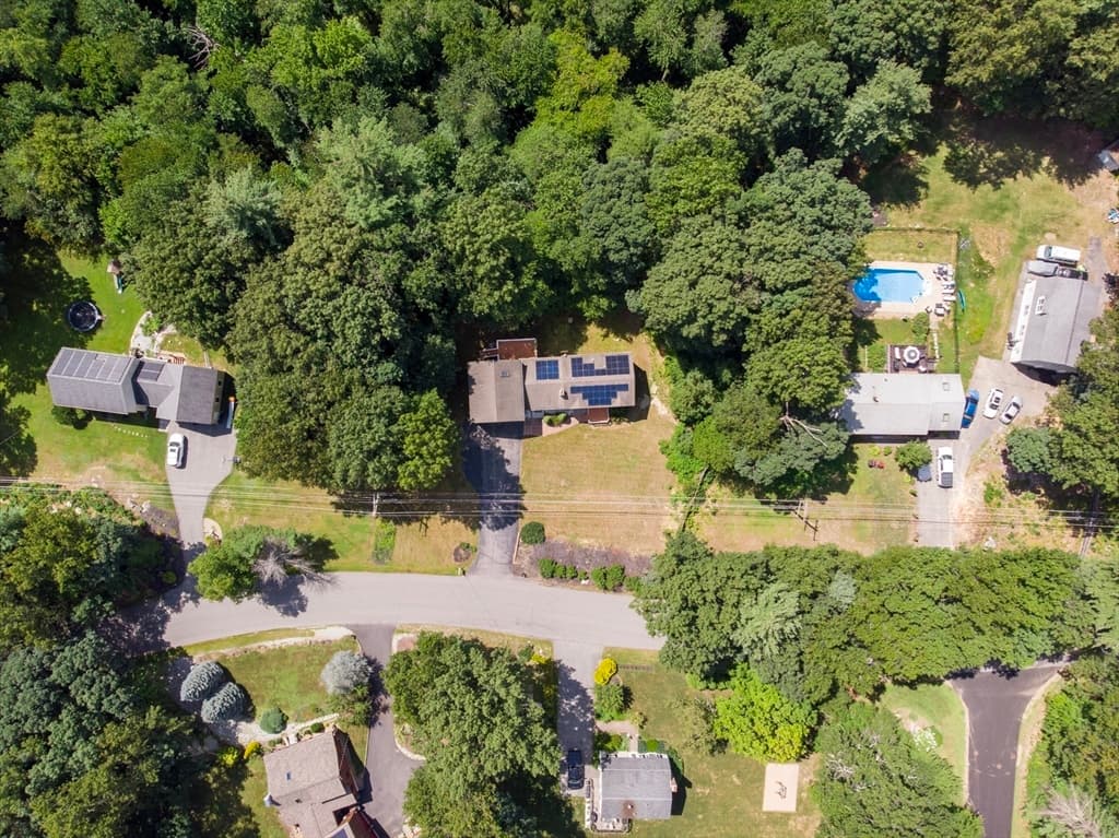 88 Forrest Rd, Westford MA 01886 photo 3