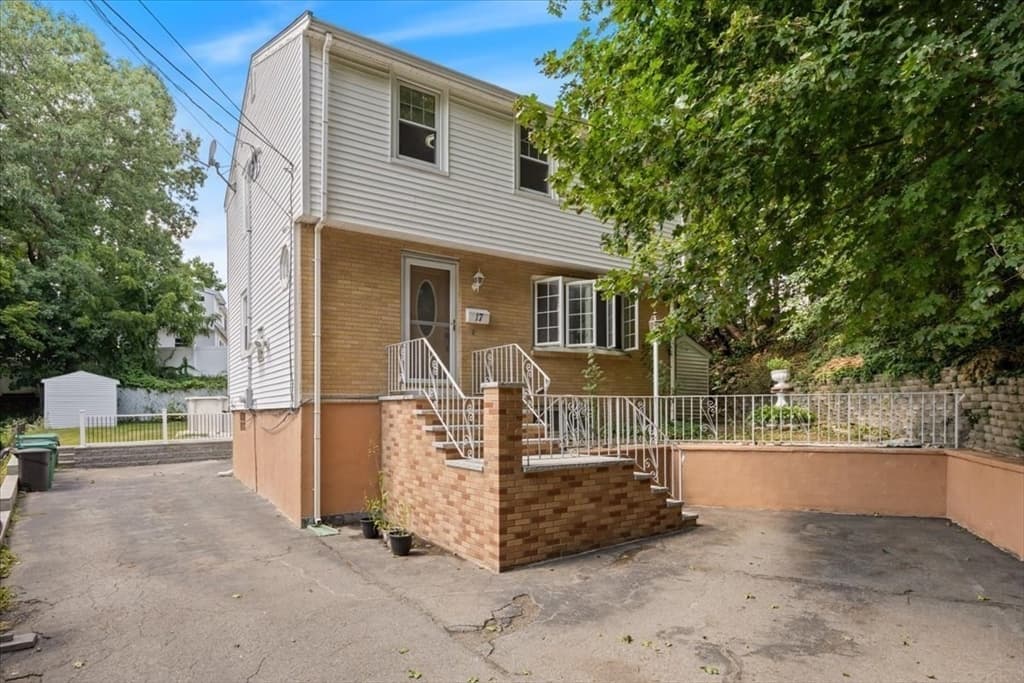 17 Saint Denis Ave, Medford MA 02155 photo 5