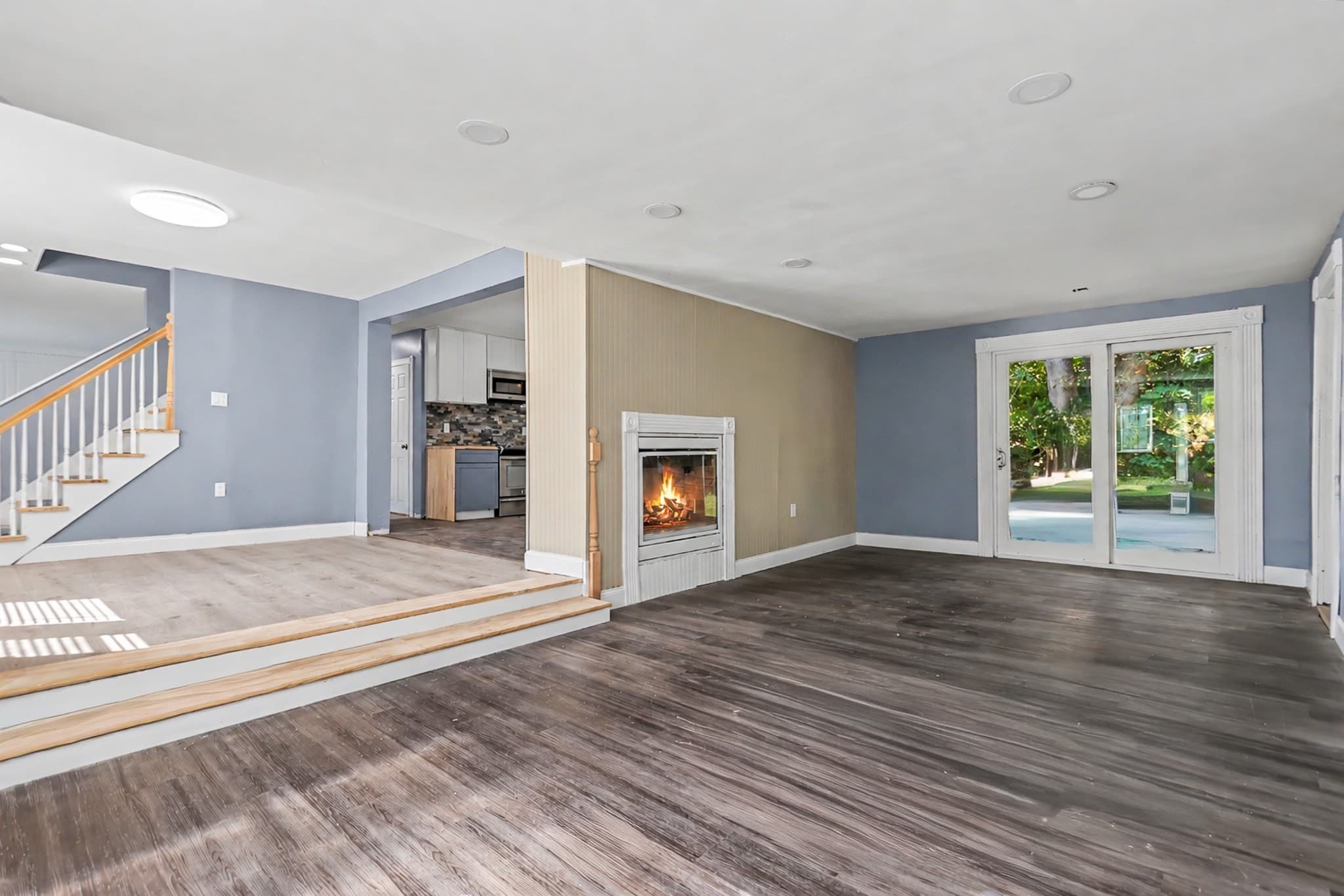 Single Family Residence at 188 Oak St, Methuen MA 01844, Methuen, photo 11 of 27