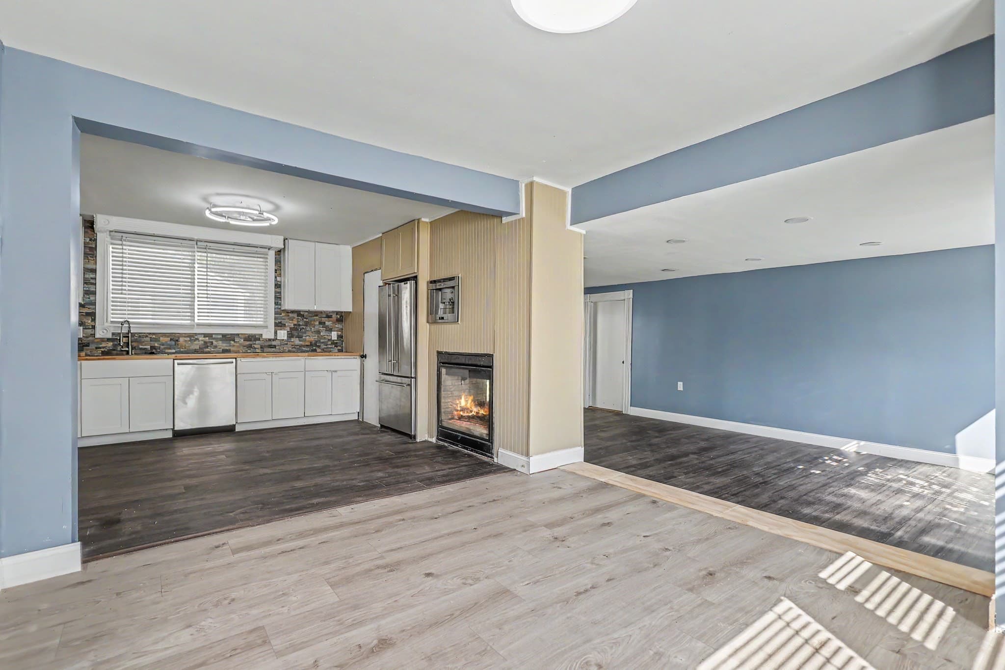 Single Family Residence at 188 Oak St, Methuen MA 01844, Methuen, photo 8 of 27