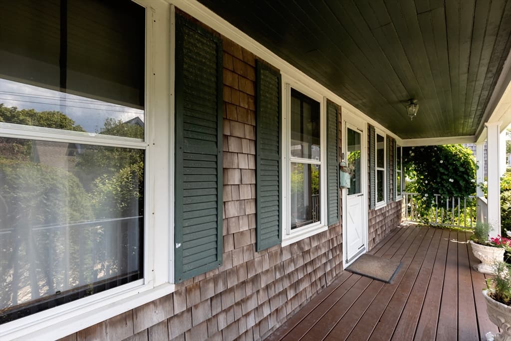 10 Franklin St, Plymouth MA 02360 photo 4
