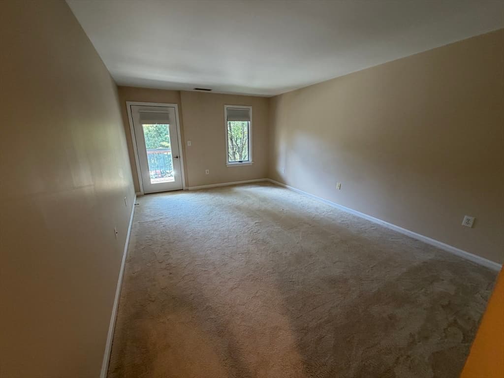 770 Salisbury St # J561, Worcester MA 01609 photo 10