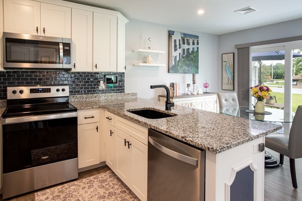 4 Knights Way # 4, Swansea MA 02777 photo 5