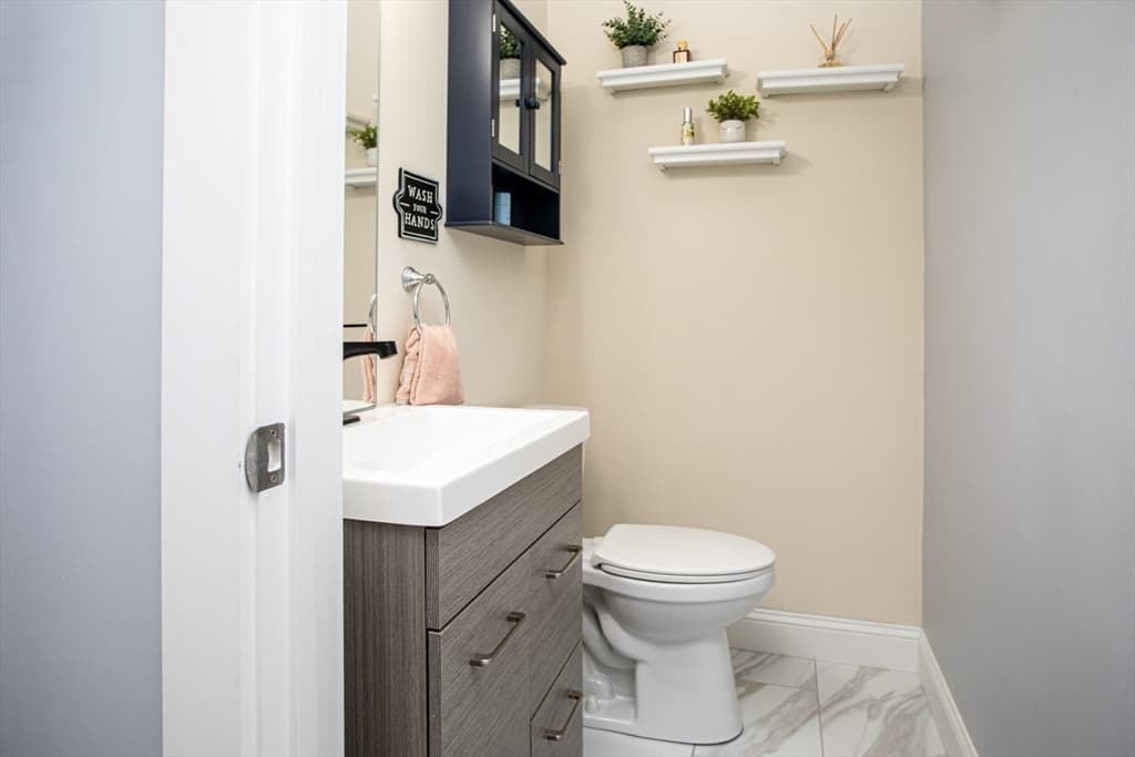 4 Knights Way # 4, Swansea MA 02777 photo 14
