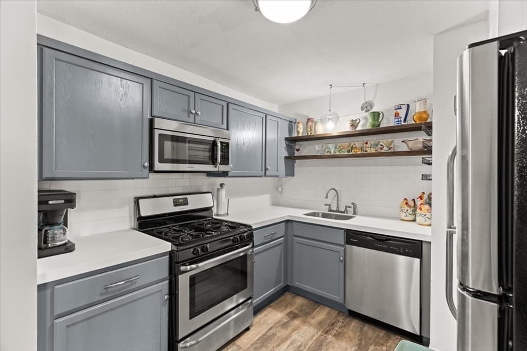 685 Oak St # 12, Brockton MA 02301 photo 10