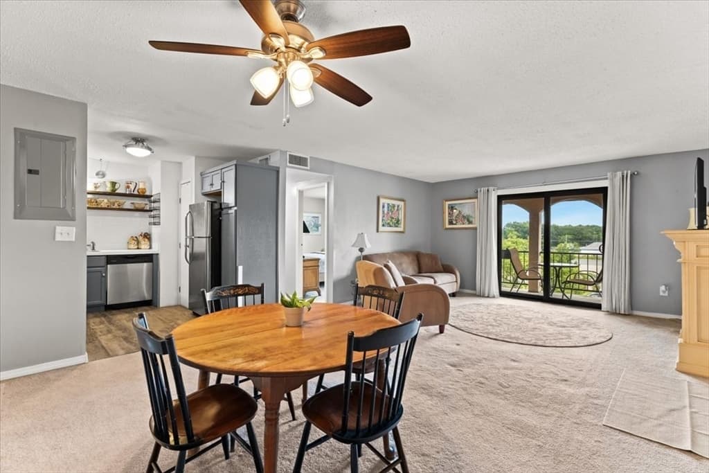 685 Oak St # 12, Brockton MA 02301 photo 8