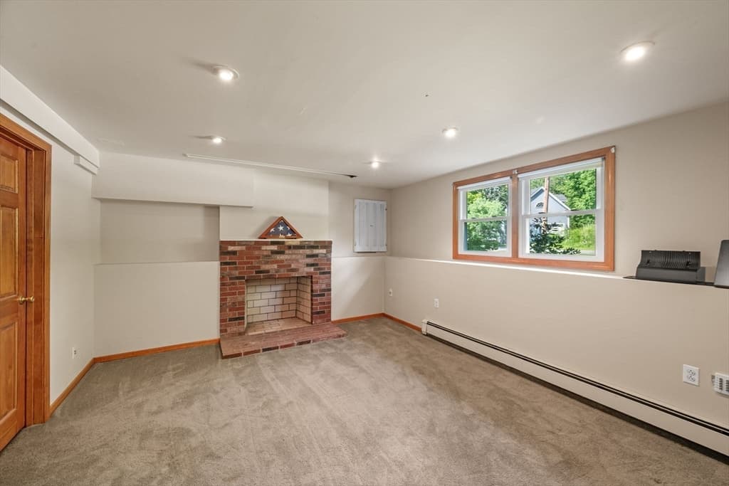 21 Border Rd, Reading MA 01867 photo 27