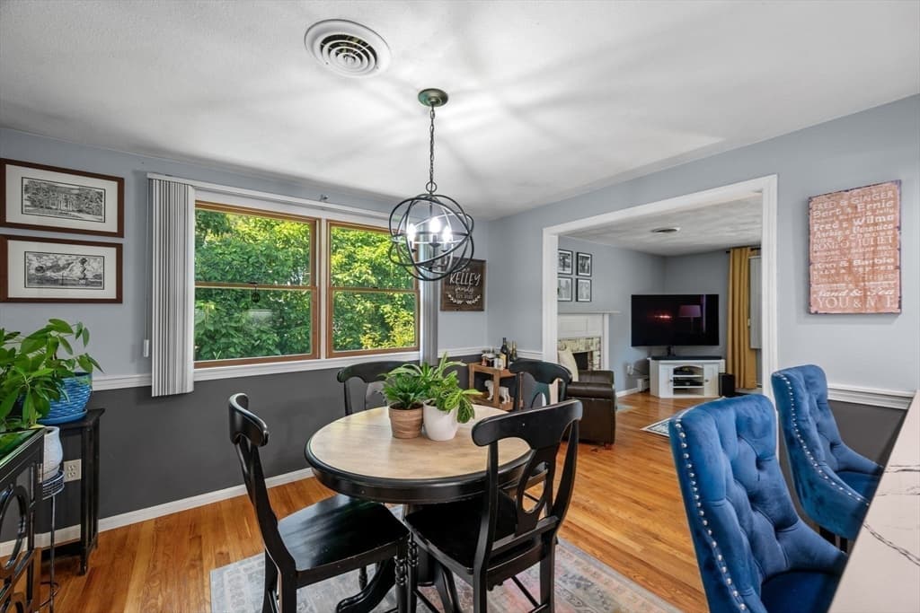 21 Border Rd, Reading MA 01867 photo 12