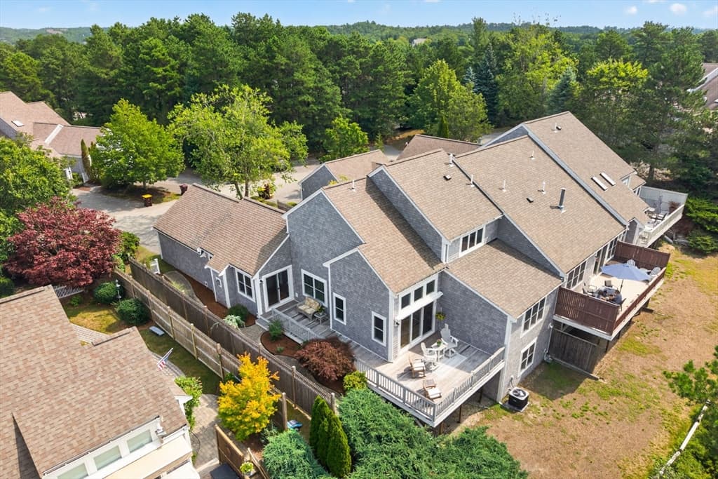 12 Kates Glen # 12, Plymouth MA 02360