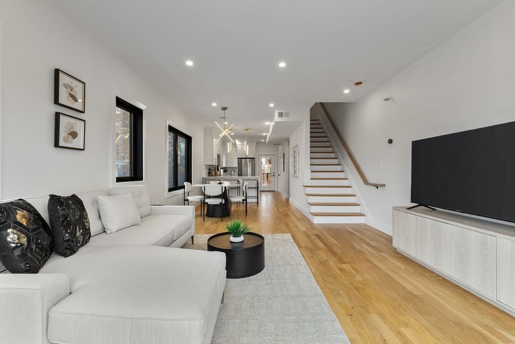 599 Sea St # 1, Quincy MA 02169 photo 17