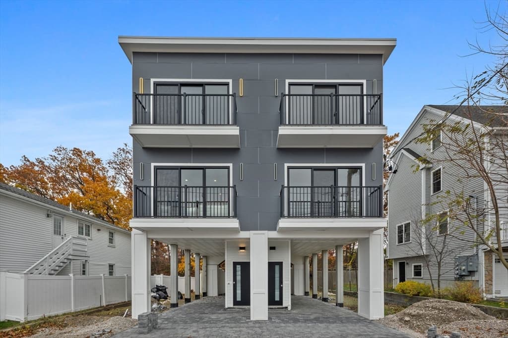 599 Sea St # 1, Quincy MA 02169