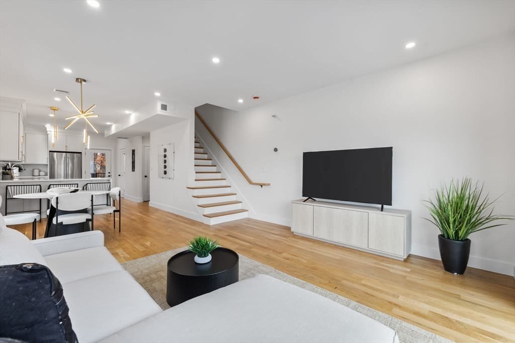 599 Sea St # 1, Quincy MA 02169 photo 11