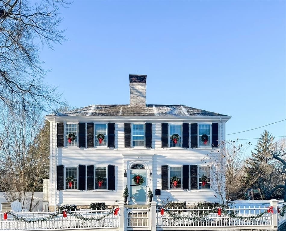 12 Summer St, Kingston MA 02364 photo 2