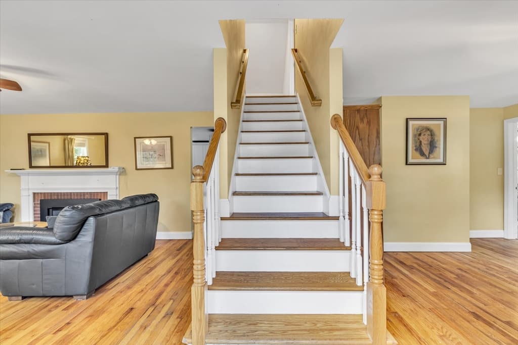 15 Melissa Ave, Mashpee MA 02649 photo 3