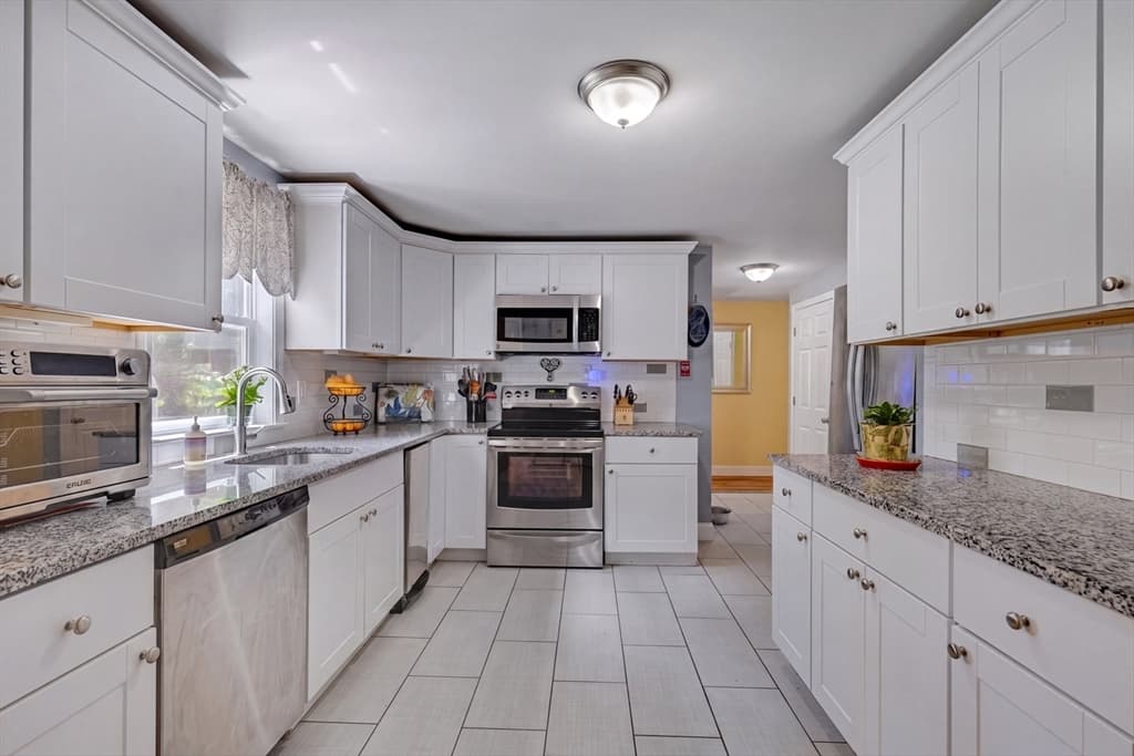 15 Melissa Ave, Mashpee MA 02649 photo 10
