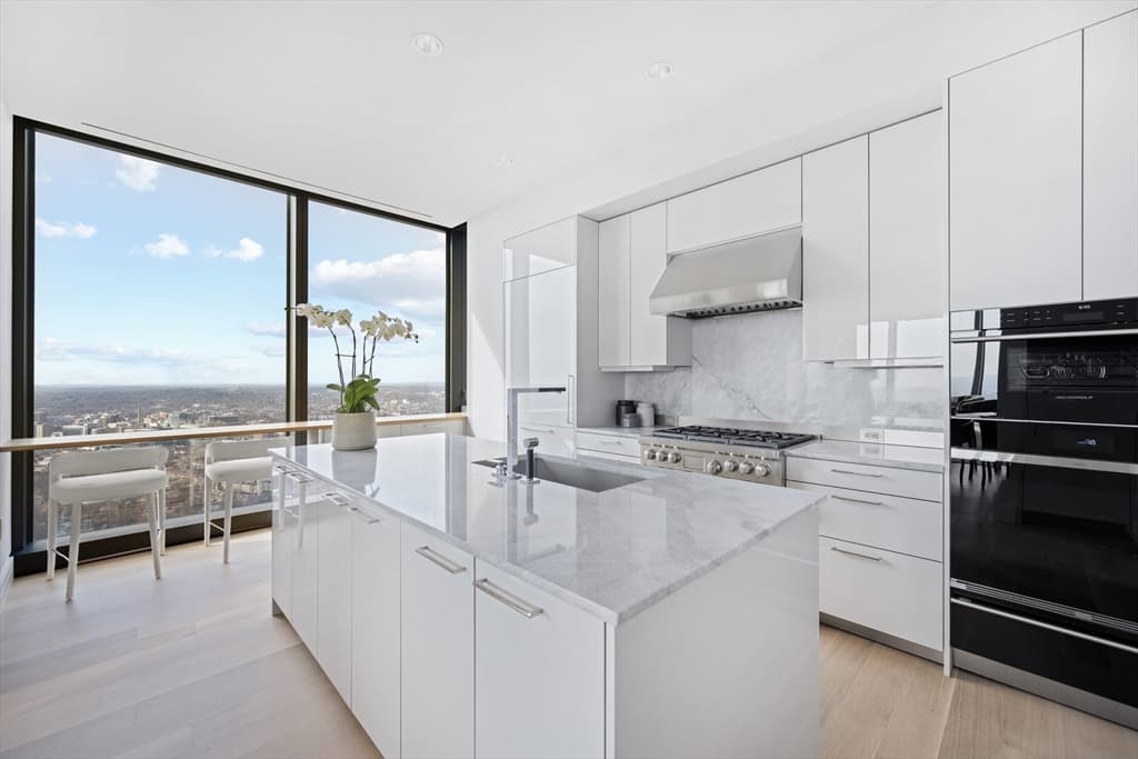 1 Dalton Street # 5703, Boston MA 02115 photo 3