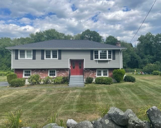 511 Trull Rd, Tewksbury MA 01876