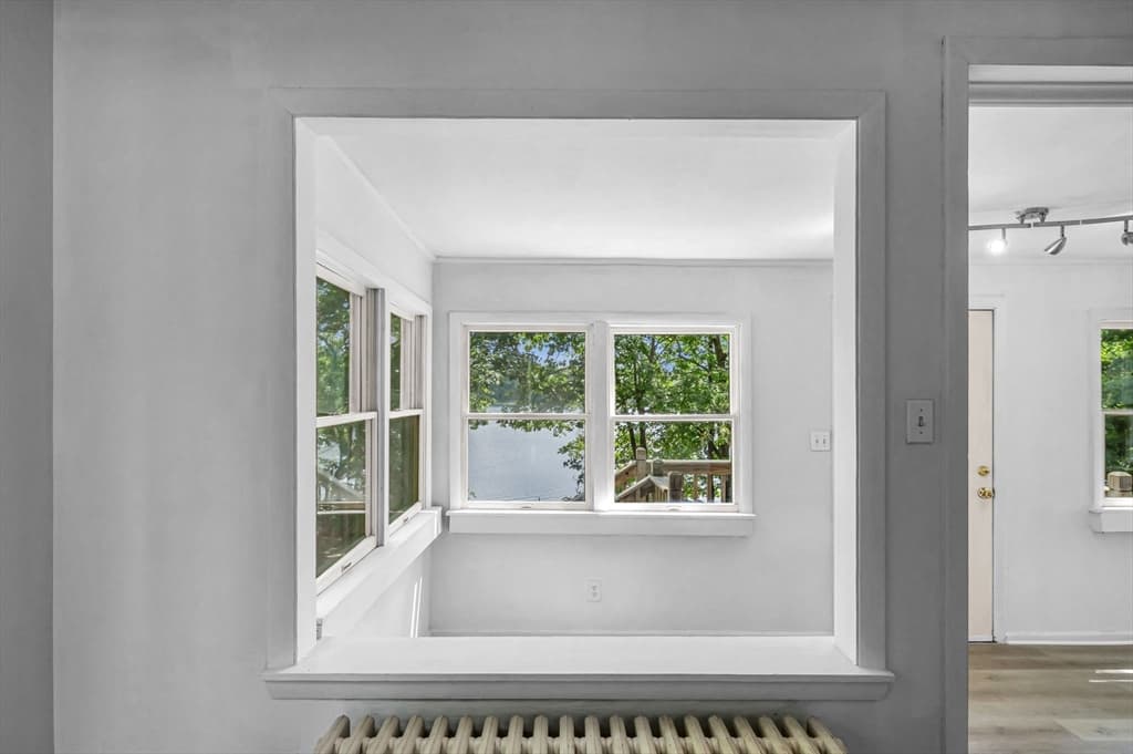 180 Lake Dr, Springfield MA 01151 photo 7