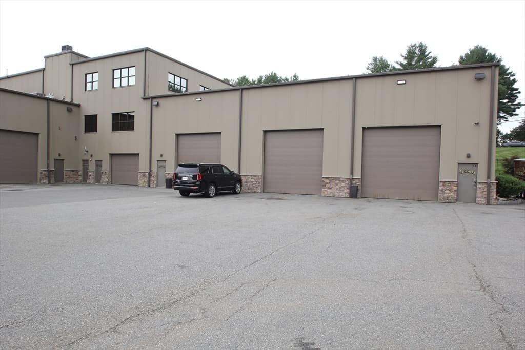 2302 Turnpike St, North Andover MA 01845 photo 6