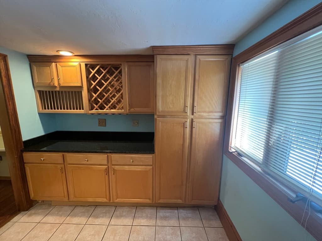 7 W Hill Ter, Worcester MA 01609 photo 10