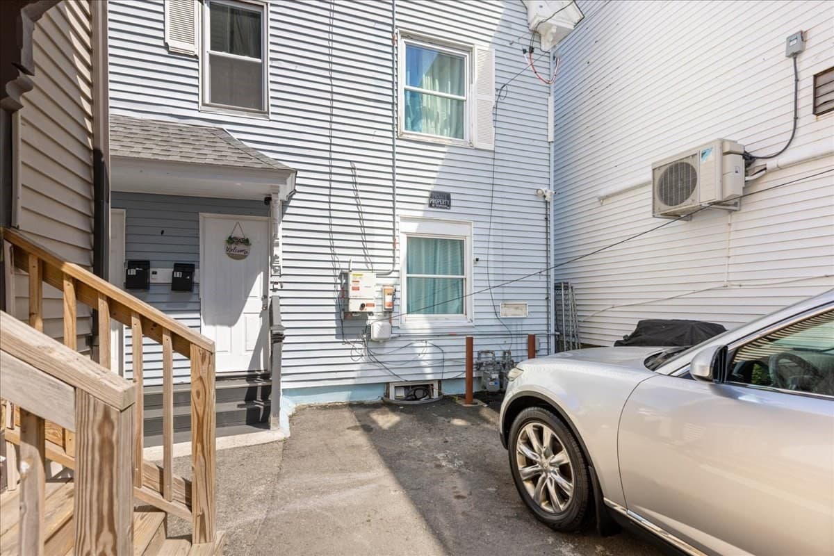 2 Family - 2 Units Up/Down at 11-13 Center St, Methuen MA 01844, Methuen, photo 22 of 26
