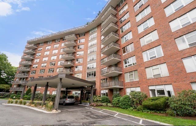 280 Boylston # 213, Newton MA 02467