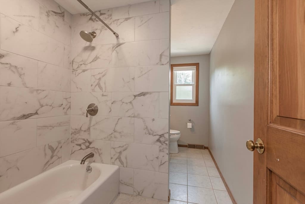 62 Harrington Road, Framingham MA 01701 photo 13