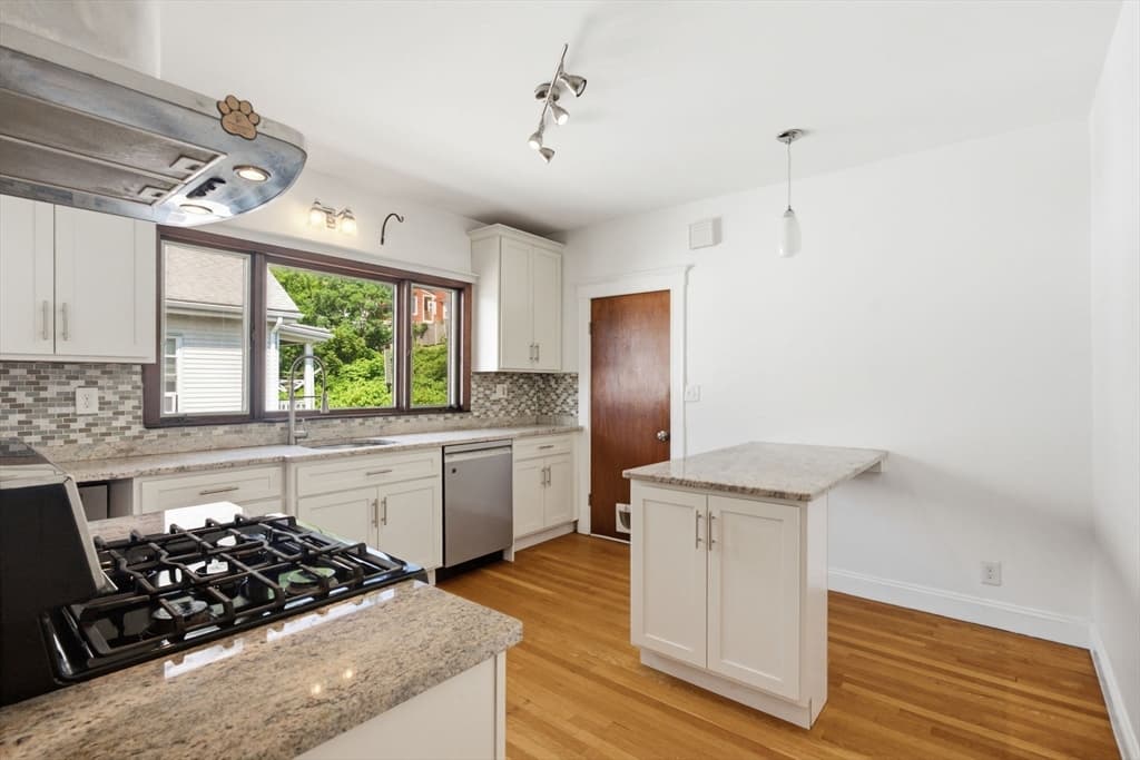 283 Revere St # 2, Winthrop MA 02152 photo 6