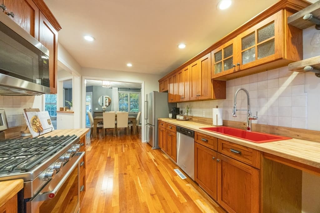 8 Fairway View Ln # 8, Norton MA 02766 photo 6