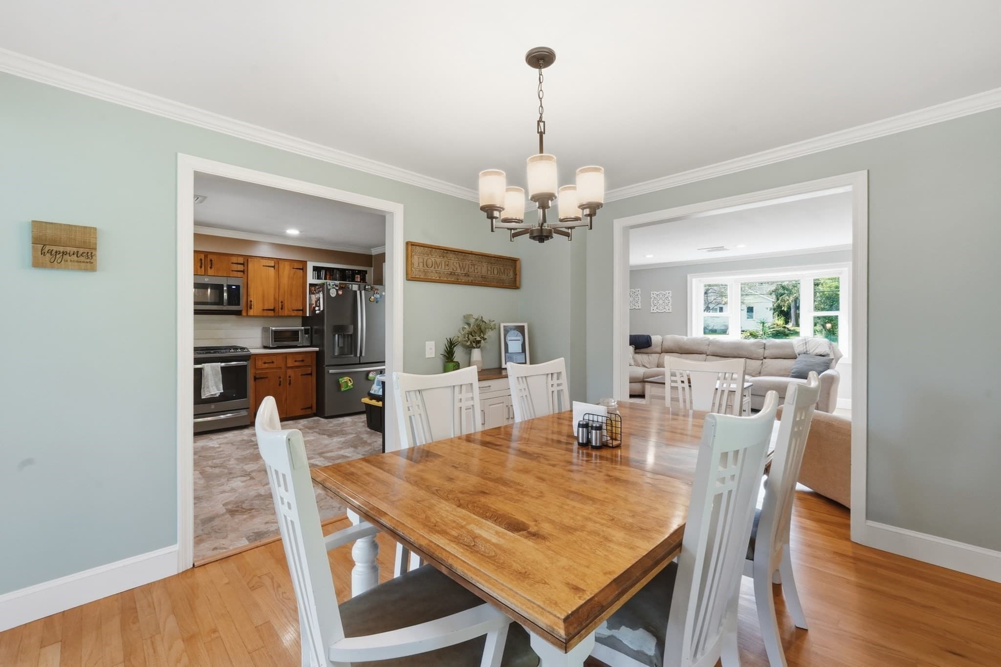 Single Family Residence at 137 Ward St, North Brookfield MA 01535, North Brookfield, photo 7 of 39