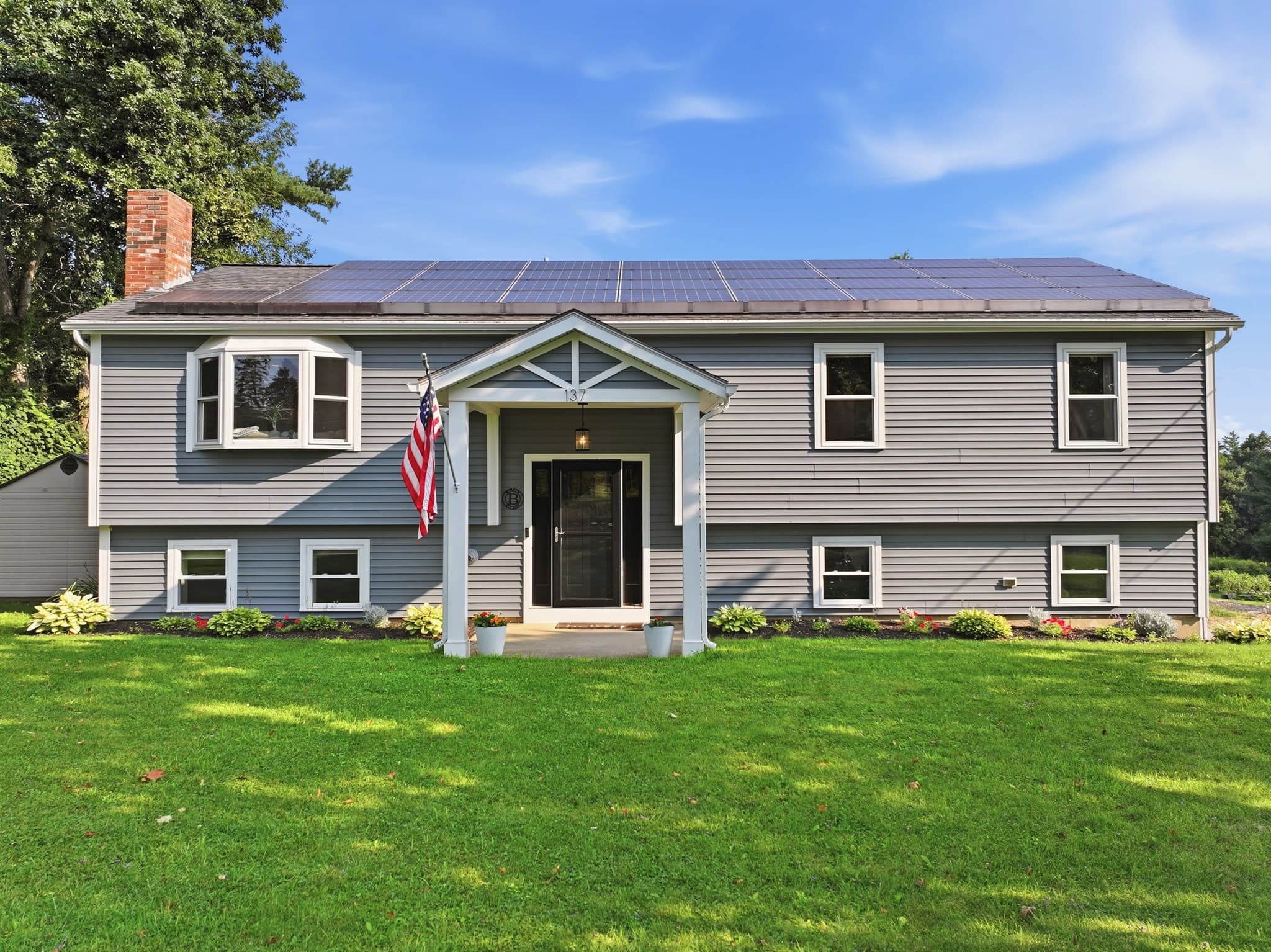 137 Ward St, North Brookfield MA 01535