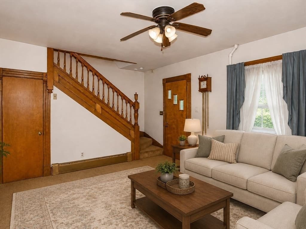 466 East Main Street, Chicopee MA 01020 photo 20