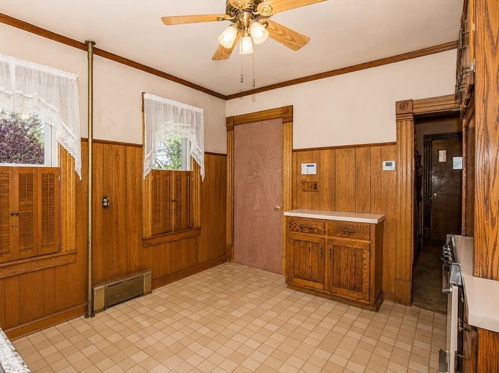 466 East Main Street, Chicopee MA 01020 photo 15