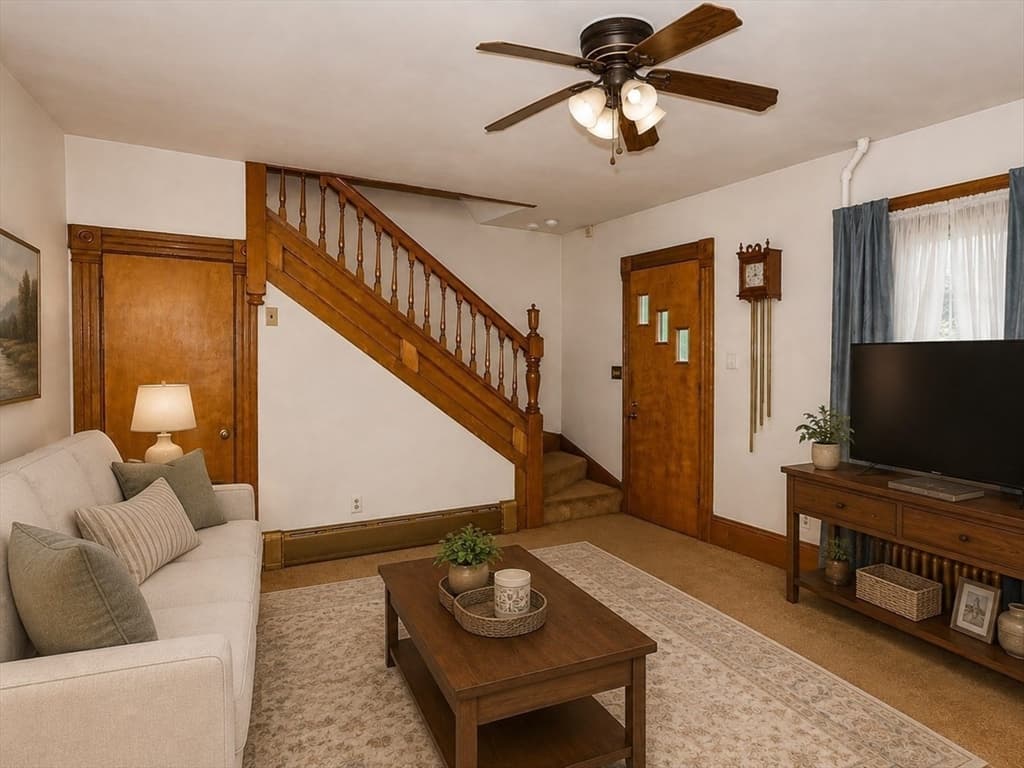 466 East Main Street, Chicopee MA 01020 photo 19